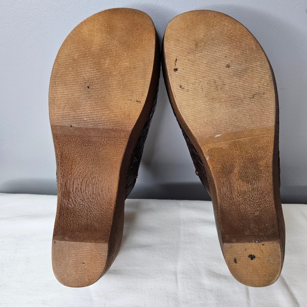 Dr Scholls Lattice Brown Woven Leather Clog Mules Wedge Platform Rhinestone 9M - Picture 8 of 9